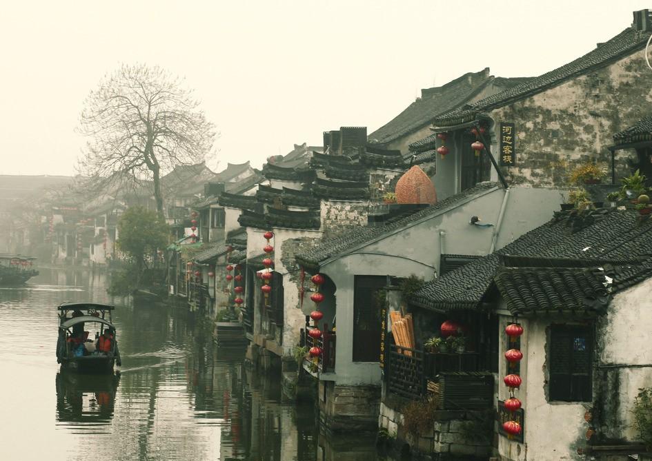 利源股份(002501.SZ):在新能源光伏产品方面,公司主要客户包括中信渤铝、临沂明亮和正泰新能等